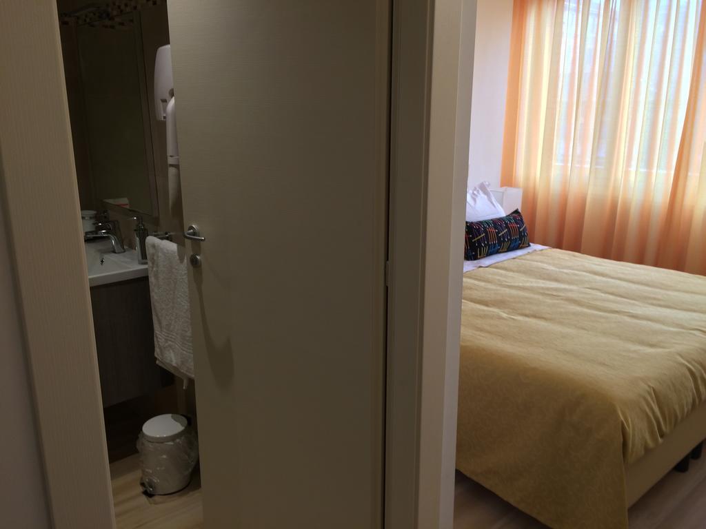 Enjoy Milano Room photo